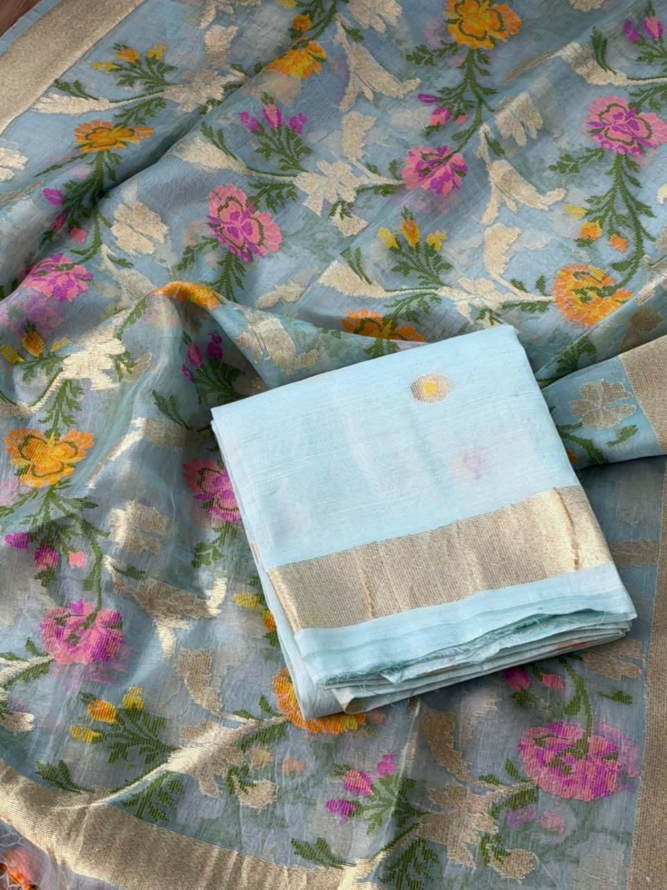 Chiniya silk with kora silk jaal kadhua dupatta 